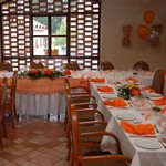 Svatebn� hostina