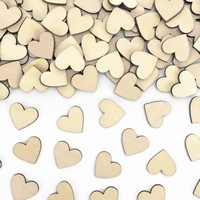 Dřevěné konfety srdce 2x2 cm 50ks