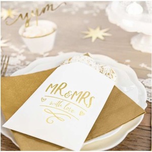 S��ek na sladkosti b�l�